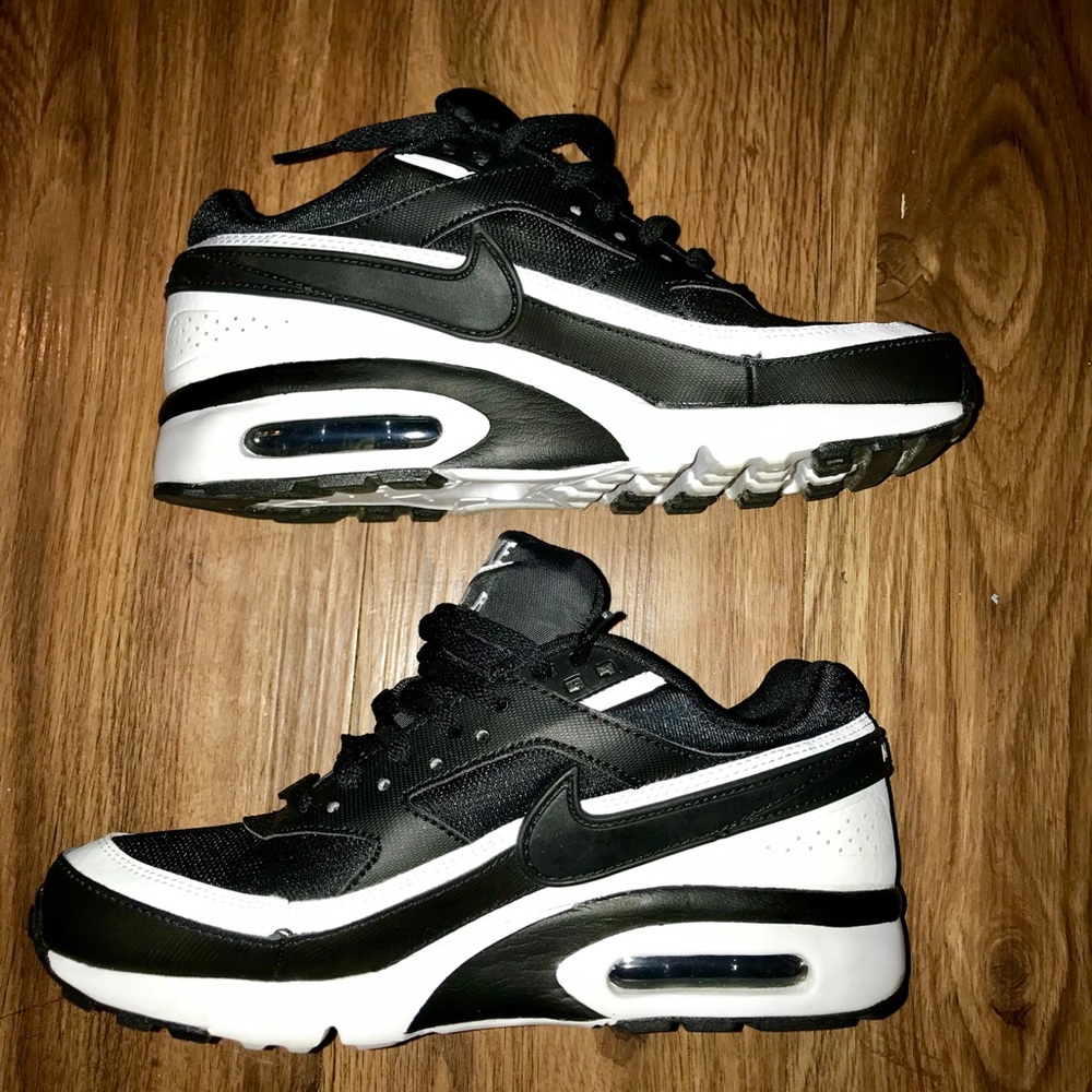 Nike Air Max 90 
Rare
